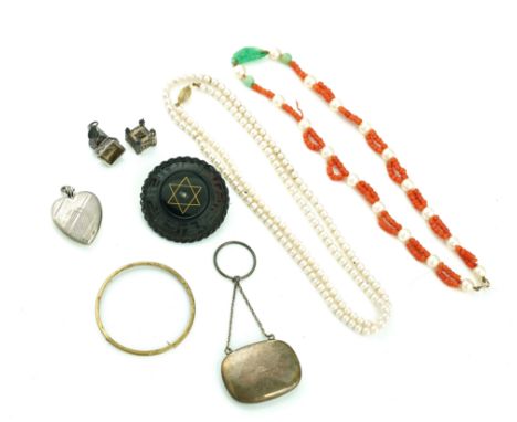 A GROUP OF JEWELLERY (8)Comprising; a cultured pearl, coral and carved jade necklace, a single row necklace of cultured pearl