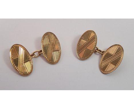 A pair of 9 carat gold cufflinks with engraved decoration, 5g