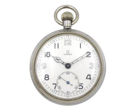 Military issue open face, 15 jewels lever pocket watch by Omega, No. 9991473, white enamel dial with Arabic numerals and subs