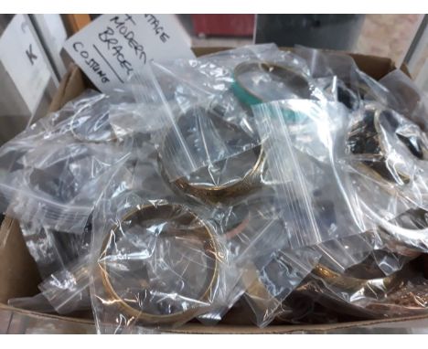 Box of modern and vintage bracelets 