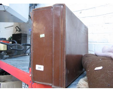 A vintage case 