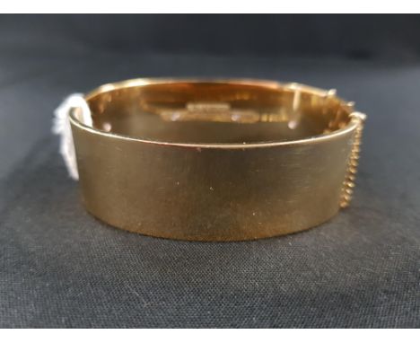 22 CARAT GOLD PLATED BANGLE SET WITH AMETHYST 