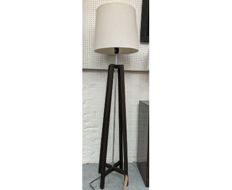 FLOOR STANDING LAMP, 157cm H, Contemporary design with a shade. 