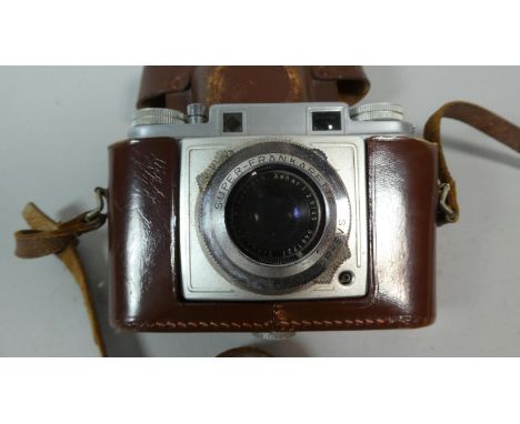 A Vintage Leather Cased Frankarette Camera with Prontor-SVS Lens 