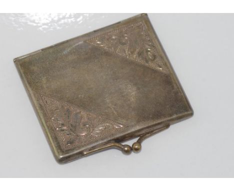 Chinese sterling silver miniature photo frame in the shape of a purse marked YCC, size: 5 by 5cm including clasp
