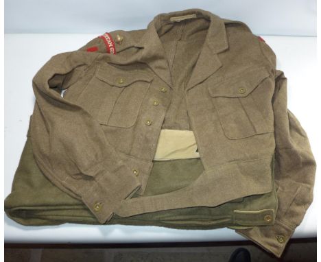 A COLDSTREAM GUARD OFFICERS BATTLEDRESS, BLOUSE AND TROUSERS (LONDON DISTRICT FORMATION FLASH) 