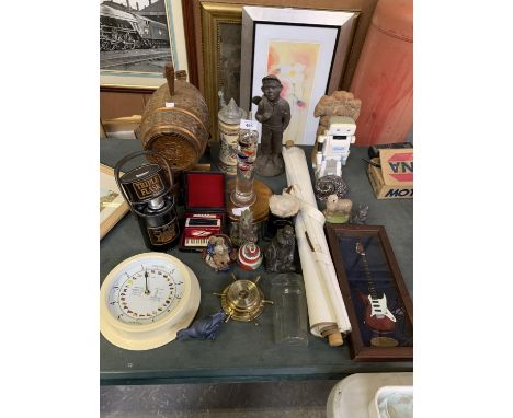 A COLLECTION OF ASSORTED ITEMS TO INCLUDE CLOCK, FIGURES, MINIATURE GUITAR MODEL, BARREL ETC 