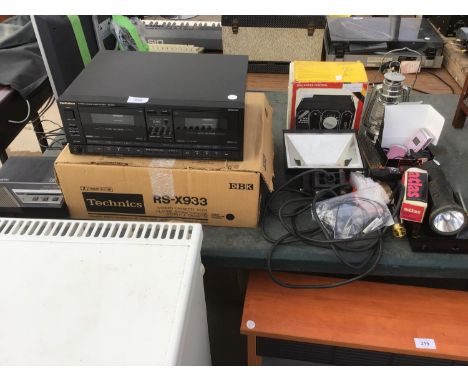 A TECHNICS RS-X933 STEREO CASSETTE DECK, A SANYO ANS MACHINE AND VARIOUS ITEMS TO INCLUDE MOBILE PHONES, LANTERN, TORCH ETC 