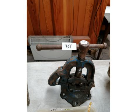 A VINTAGE RECORD 920 VICE 