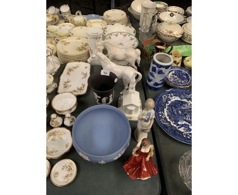 A LARGE WEDGWOOD BOWL AND VASE TOGETHER WITH TWO CERAMIC LADYS AND TWO HORSE FIGURES 