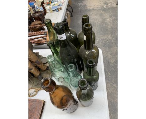 A COLLECTION OF VINTAGE GLASS BOTTLES, COD BOTTLE, SOME NAMED 