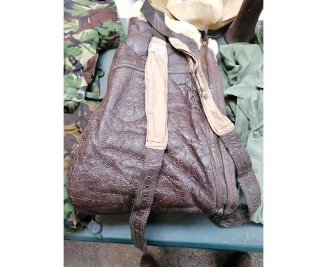 A PAIR OF VINTAGE U.S.A BOMBER PILOT'S LEATHER AND SHEEPSKIN TROUSERS 