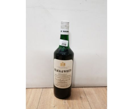 VINTAGE BOTTLE OF BLACK AND BUCHANANS CHOICE OLD SCOTCH WHISKY 70ø PROOF