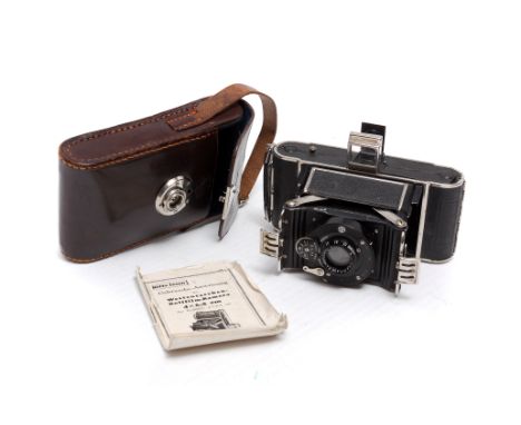 A Westentaschen Rollfilm Camera, 4x6.5cm with E. Ludwig Vidar f/4.5 75mm lens, with original instructions and case