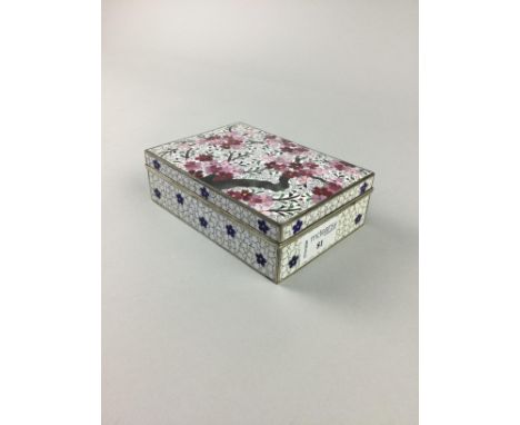 CLOISONNE ENAMEL TRINKET BOX, with receipt from Inaba Tokyo, 1950s, decorated with blossoms and blue flowers on a white groun