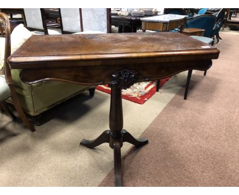 VICTORIAN WALNUT TURNOVER CARD TABLE, on tripod supports, 92cm wide