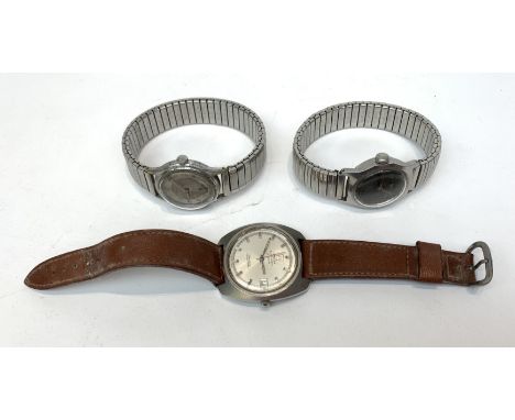 An Omega Electronic Geneve Chronometer Gentlemen's wristwatch in stainless steel case with 1250 movement, together with a Mid