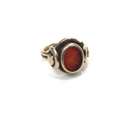 A gold Intaglio ring