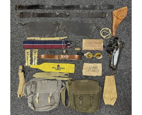 WW2 and later Mixed Militaria to include: British 1939 Pattern Leather Belt along with a pair of leather anklets. Belt is mak