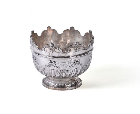 A late Victorian silver small punch bowl or Monteith by The Goldsmiths &amp; Silversmiths Co. Ltd, London 1900, the shaped mo