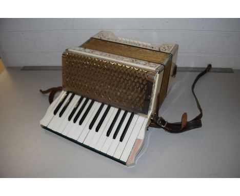 Hohner Student III accordion
