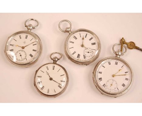 A late Victorian gent's silver open faced pocket watch, having a white enamel Roman dial, keywind unsigned movement, case ass