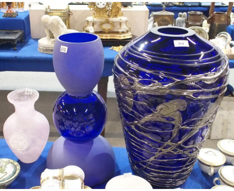 A large B.A.G Barovier and Toso art glass vase, a Murano rose glass vase and a blue glass vase (drilled) Condition Report:Ava