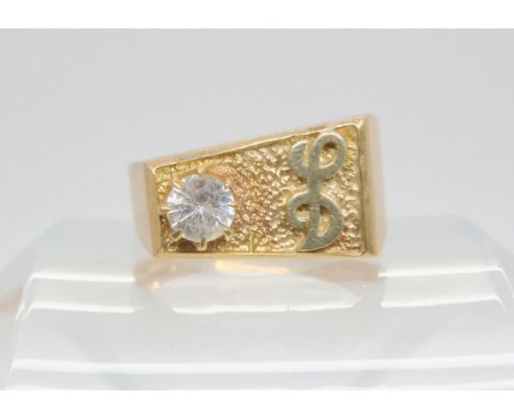 A 9ct gold clear gem set ring, size size Z1/2, weight 7.2gms Condition Report:Available upon request