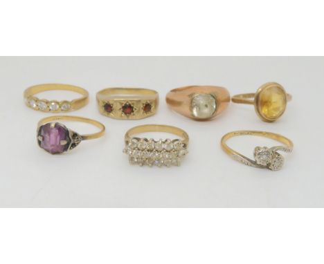 Seven 9ct and yellow metal rings, to include a twin stone diamond ring, weight combined 15.7gms Condition Report:Available up