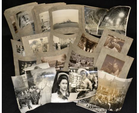 Photorgaphy - Royalty/WW2 - a photographic archive collection, taken and collected by Lyle Henry 'Harry' Ong, comprising 1940