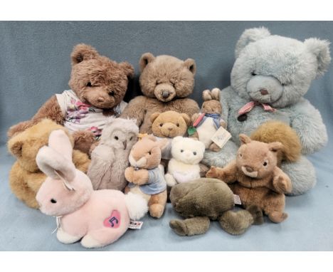 Quantity of various teddy bears Inc. Gund, etc
used unchecked