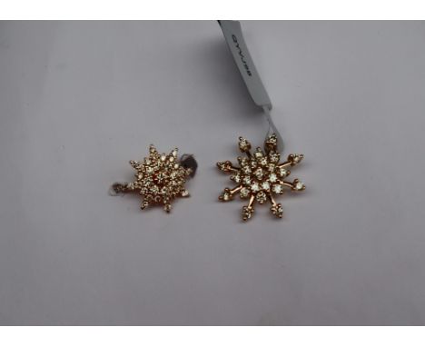 Gemporia - An 18k Tomas Rae ring having natural 'Sunburst' fancy and white diamonds, together with a similar Tomas Rae pendan