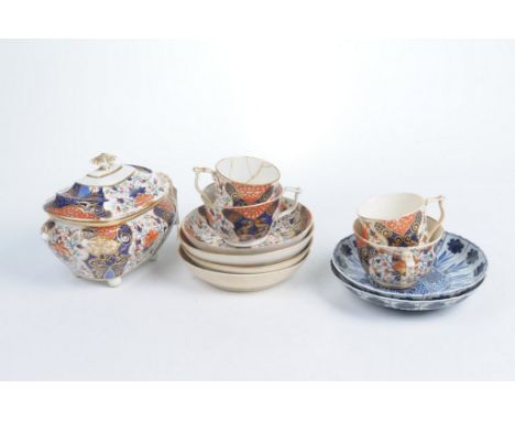 A collection of early 19th Century Imari pattern Derby porcelainComprising twin handled dish and cover, two coffee cans and t