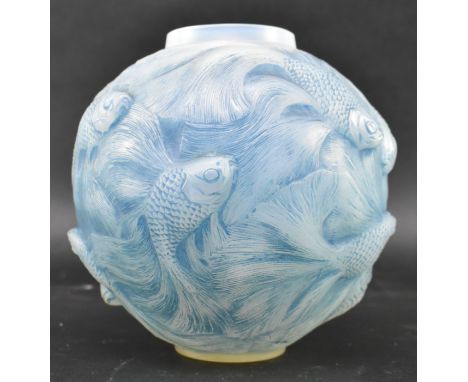 Rene Lalique - Formose Vase - an early 20th century 1920s French opalescent blue stained centrepiece vase. The vase featuring