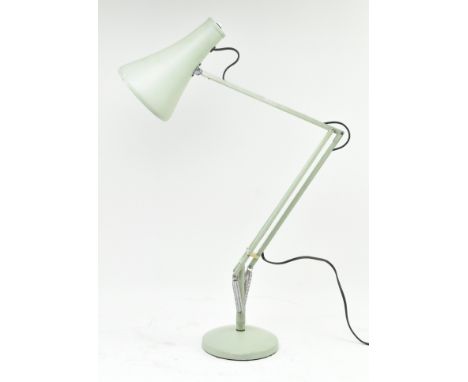 Herbert Terry &amp; Sons - Anglepoise - Model 75 - an original retro mid 20th century work factory desk / table lamp light. T