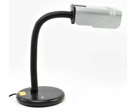 Targetti - a vintage 1970s modernist Italian side desk lamp. The lamp with curved steel shade over plastic gooseneck arm. Thi