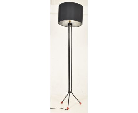 A vintage mid 20th century circa 1960s Sputnik atomic floor standing lamp. The light lamp features a black fabric shade, the 