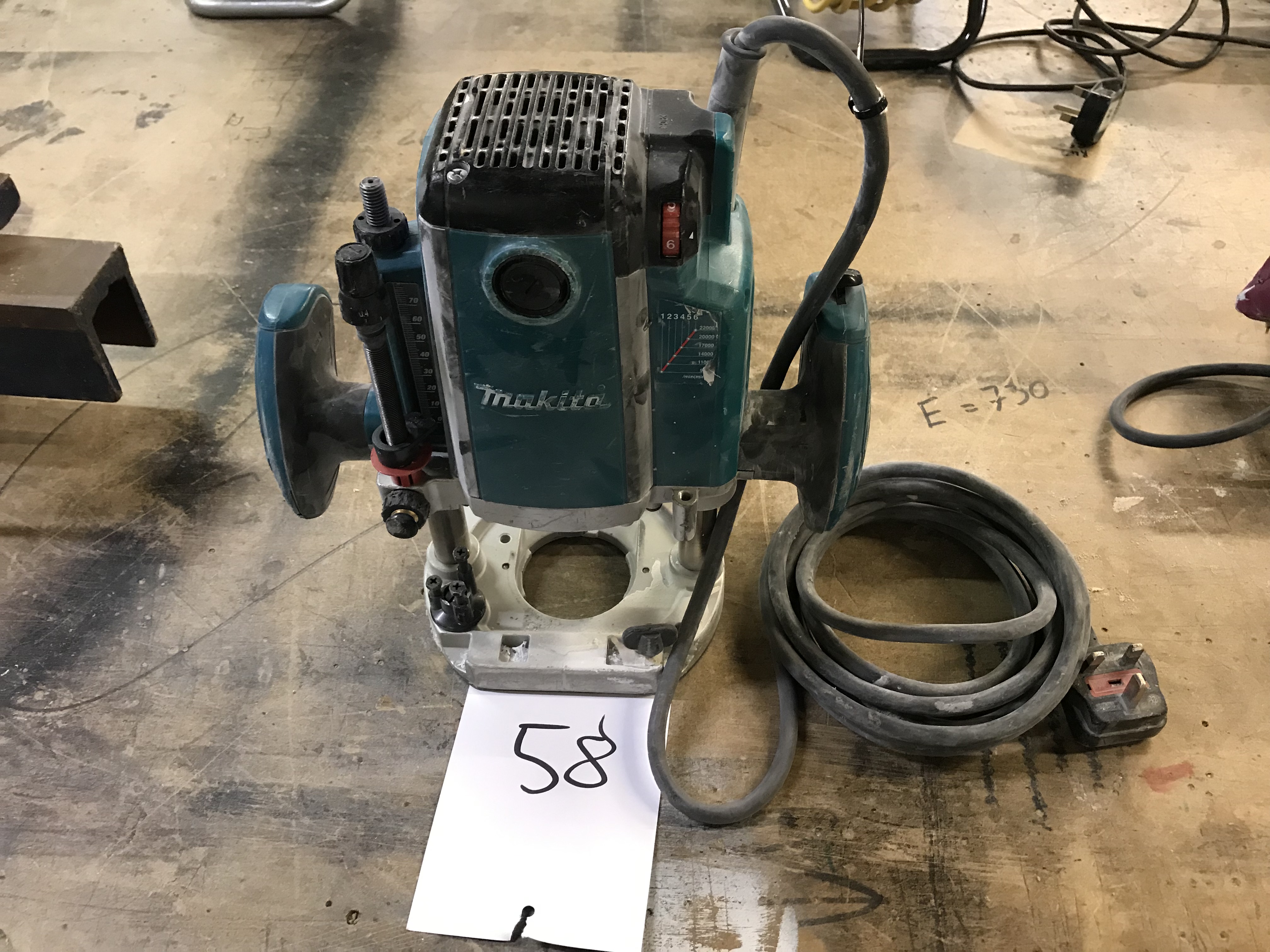 Makita RP2301FC Router