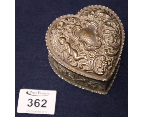 Art Nouveau design silver, heart shaped trinket box, overall with cherubs and foliage, 3.2 Troy ozs approx. (B.P. 24% incl. V