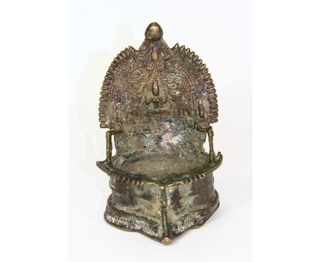 18thC Northern Indian bronze oil lamp (14cm)