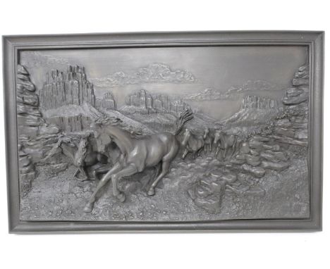 Heredities wild horses plaque, 35 x 22 cm. UK P&amp;P Group 2 (£20+VAT for the first lot and £4+VAT for subsequent lots) 