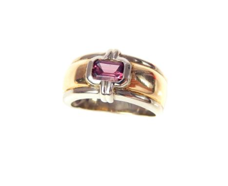 A 9ct bi - coloured gold ruby solitaire ring, overall weight 6.1g