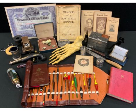 Boxes &amp; Objects - a skeletal foot;  Arts &amp; Crafts playing cards case;  revolving desk calendar, another;  1980s Hong 