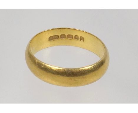 22 CT GOLD WEDDING RING, SIZE O 1/2, 4.5 GRAMS 