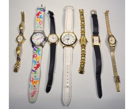 TWELVE LADY'S WRISTWATCHES AND A QUANTITY OF COSTUME JEWELLERY INCLUDING A PEARL CHOKER, NECKLACES AND THREE RINGS. 