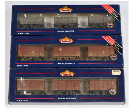 Bachmann produced Exclusively for Modelzone OO Gauge group of 3x BR Wagon Triple Packs to include 37-726Y Factory Weathered S