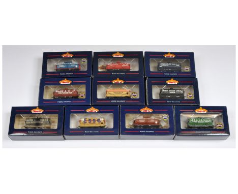Bachmann OO Gauge group of 10x Limited and Special Edition Tanker Wagons to include Ref. 37-690Y Tank Wagon No. 900 "Brothert