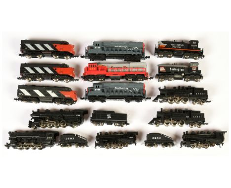 Bachmann N Gauge Or Similar US Outline Locomotives - A Mixed Group of locomotives with some being Spares/Repair or Dummy Loco