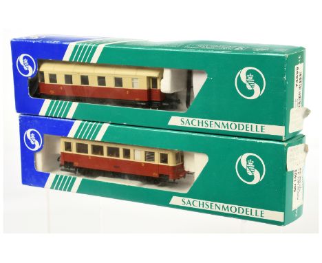 Sachsenmodelle HO Gauge Autorail SNCF SAI 1405 plus CI-33 - Motive unit is DCC equipped with internal lighting. Conditions: G