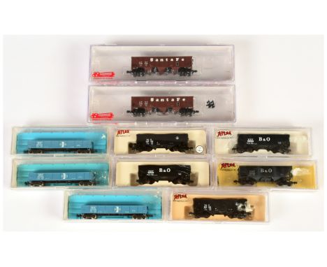 Atlas N Gauge &amp; Roundhouse rolling stock - to include 2x 86008 3 bay ribbed-side hopper, 3x 2401 Gondola plus others. Con